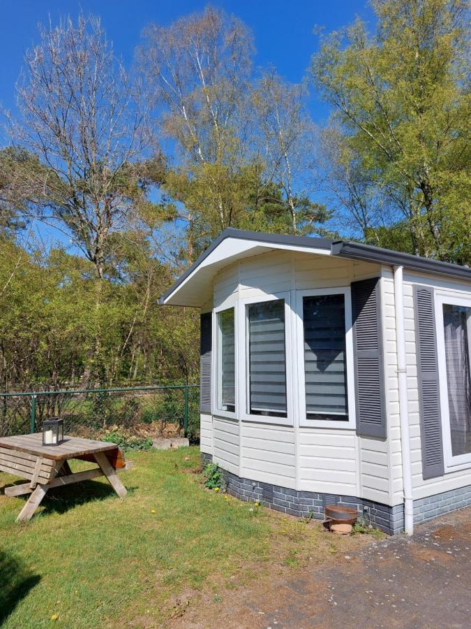 Ruim En Gezellig Chalet Voor 2 Personen Op De Veluwe Recreatiepark De Oude Driest Пюттен Экстерьер фото