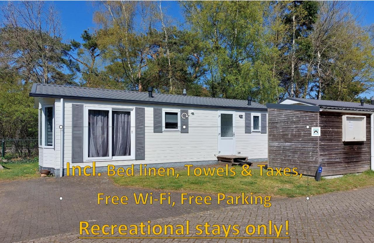 Ruim En Gezellig Chalet Voor 2 Personen Op De Veluwe Recreatiepark De Oude Driest Пюттен Экстерьер фото